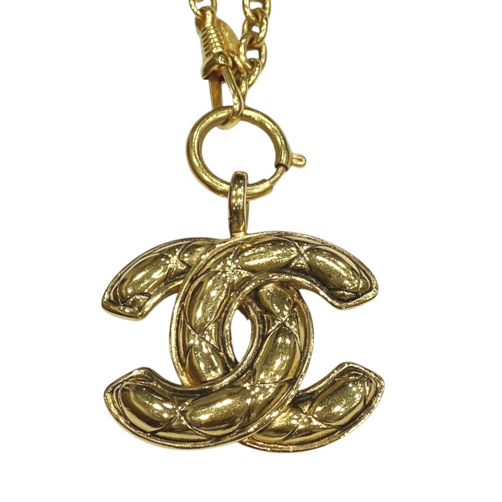 Chanel necklace, Matelassé design, total weight 70.0g, 72cm, GP (gold plated)...